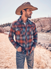 Load image into Gallery viewer, Wrangler Retro Flannel Plaid Snap 112337458