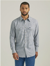 Load image into Gallery viewer, Wrangler Western Performance Blk Pld Snap 112333316