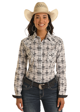 Load image into Gallery viewer, Panhandle Rough Stock Long Sleeve Southwest Prt Snap Grey RWN2S03191