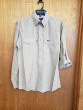 Load image into Gallery viewer, Wrangler Performance Snap Solid  LS Tan 112326172