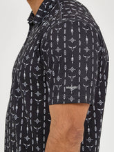 Load image into Gallery viewer, Wrangler Men&#39;s  Performance Polo Steer Blk 112366980