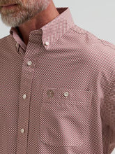 Load image into Gallery viewer, WRANGLER FA26 WEST MEN GS EC LS 1PKT PRT RED-648 112381955