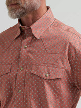 Load image into Gallery viewer, WRG FA26 West Men GS LS 2PKT TRB PRT Red-602 112381951