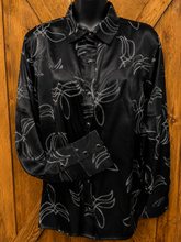 Load image into Gallery viewer, Cowgirl Hardware Boot Stitch L/S Print Black/White 225705-010-W