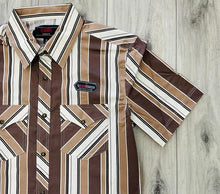 Load image into Gallery viewer, Rock &amp; Roll Mens RR Stripe Printed SS Snap Brown BMN3S08663