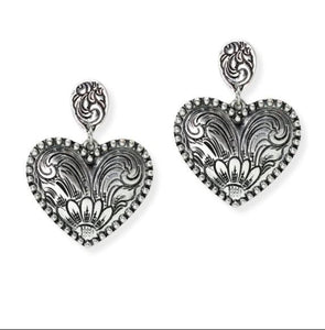 Tipi Heart Filigree Accent Jewelry