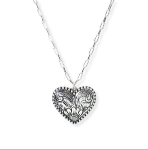 Tipi Heart Filigree Accent Jewelry