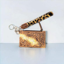 Load image into Gallery viewer, Leopard card holder wristlet