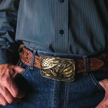 Load image into Gallery viewer, Attitude Buckle AB Eagle &amp; Flag Brass A947C