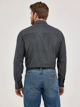 Load image into Gallery viewer, Wrangler X Cody Johnson LS Classic Fit 112369540