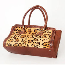 Load image into Gallery viewer, AD Cheetah Print Hair-on Tooled Purse ADBGI174A