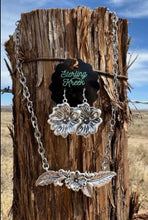 Load image into Gallery viewer, Sterling Kreek Tooled Flower Jewelry