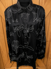 Load image into Gallery viewer, Cowgirl Hardware Boot Stitch L/S Print Black/White 225705-010-W