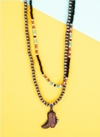 Icon Chelsea Br Boot Layered Necklace