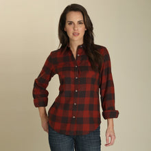 Load image into Gallery viewer, Wrangler Red/Black Flannel LRW430M