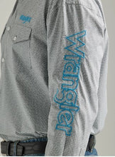 Load image into Gallery viewer, Wrangler Classic Fit Grey W/ Turq Mens L/S Shirt 112327779