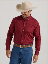 Load image into Gallery viewer, Wrangler GS LS Button Red Paisley 112338090