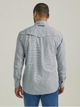 Load image into Gallery viewer, Wrangler Western Performance Blk Pld Snap 112333316