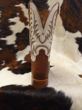 Load image into Gallery viewer, Twisted X 12&quot; Rancher Tan Bullhide &amp; Bone MRAL028