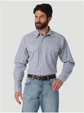 Load image into Gallery viewer, Wrangler LS Snap Shirt Blue Plaid 112318686
